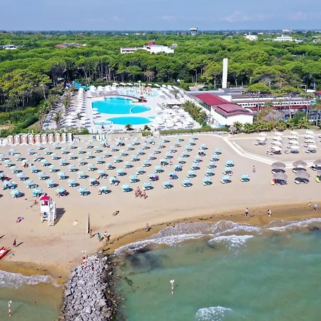 Semi-detached House In Lignano Pineta Villa Lignano Sabbiadoro